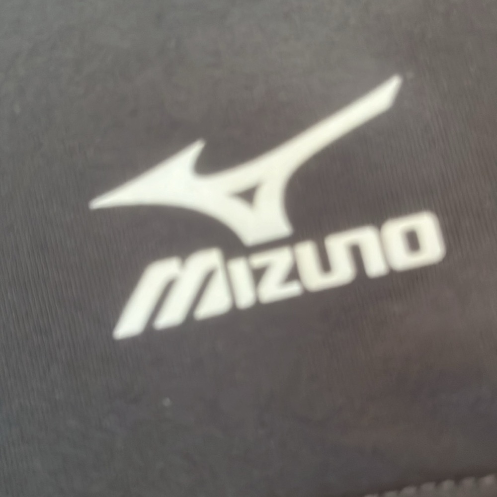 Mizuno Core Flat Front Vortex Hybrid 3.5" Volleyball Shorts